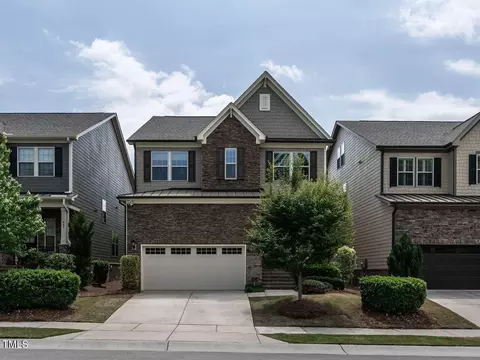 935 Regency Cottage Pl, Cary, NC 27518