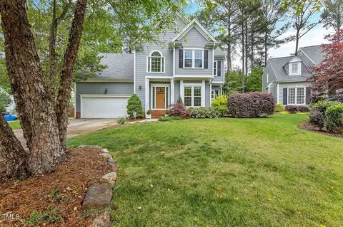 2219 Watersglen Dr, Apex, NC 27502