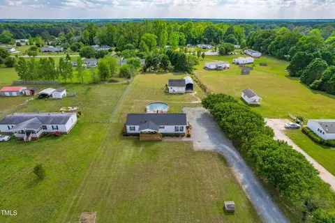 5200 Brogden Rd, Smithfield, NC 27577 photo 2