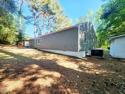 206 W L St, Erwin, NC 28339 photo 9