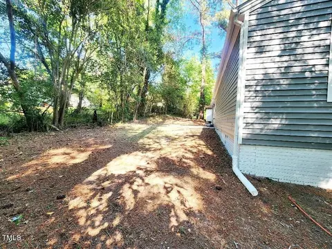 206 W L St, Erwin, NC 28339 photo 10