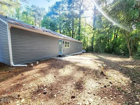 206 W L St, Erwin, NC 28339 photo 12