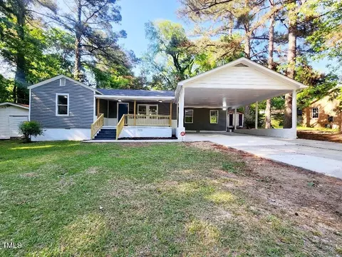 206 W L St, Erwin, NC 28339