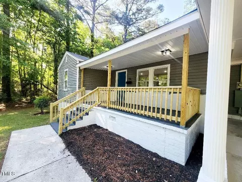 206 W L St, Erwin, NC 28339 photo 4