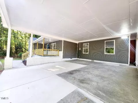 206 W L St, Erwin, NC 28339 photo 7