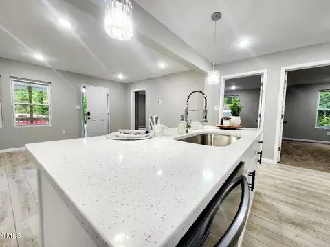 206 W L St, Erwin, NC 28339 photo 19