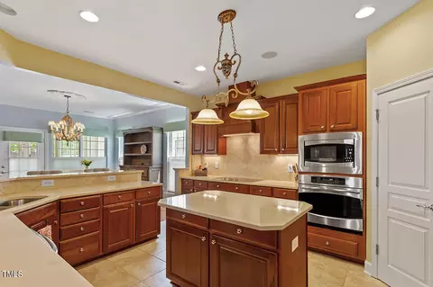 128 Beckingham Loop, Cary, NC 27519 photo 11
