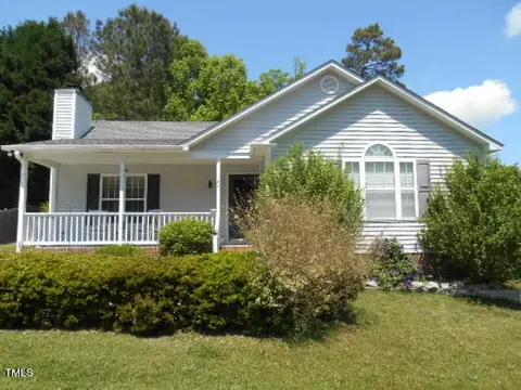 134 Gracie Ln, Clayton, NC 27520