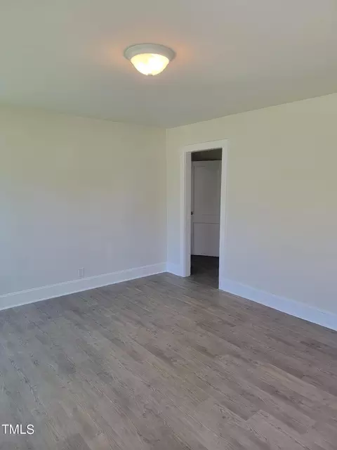 1250 Pointer St, Roxboro, NC 27573 photo 3