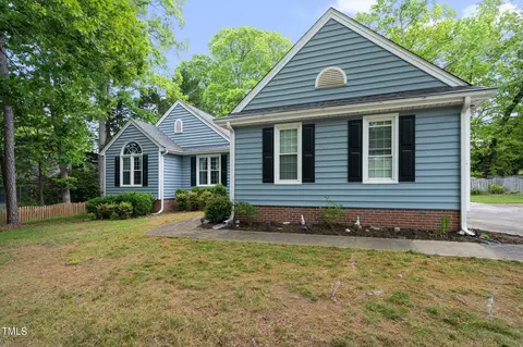 7 Placid Ct, Durham, NC 27713 photo 2
