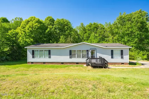4705 Belgian Ct, Mcleansville, NC 27301