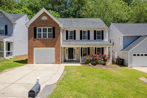 337 Arbor Crest Rd, Holly Springs, NC 27540