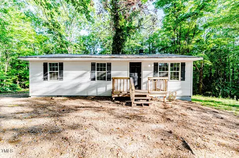 117 N 15th St, Sanford, NC 27330