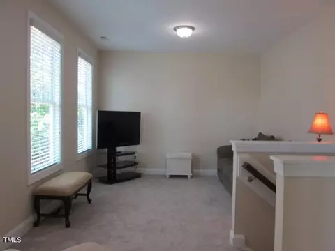 Living - 809 Conifer Forest Ln, Wake Forest, NC 27587 photo 3 of 4