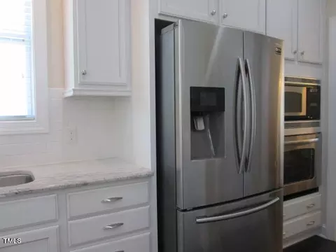 Kitchen - 809 Conifer Forest Ln, Wake Forest, NC 27587 photo 10 of 11
