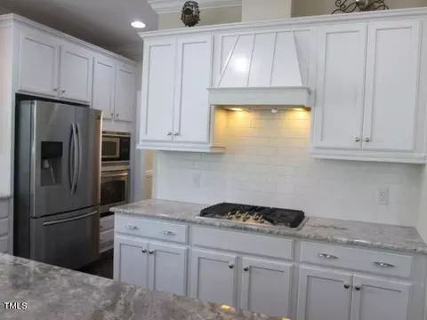 Kitchen - 809 Conifer Forest Ln, Wake Forest, NC 27587 photo 9 of 11