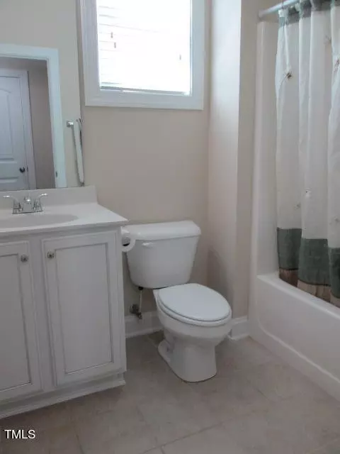 Bath - 809 Conifer Forest Ln, Wake Forest, NC 27587 photo 1 of 7