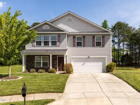 6605 Pergola Ct, Whitsett, NC 27377