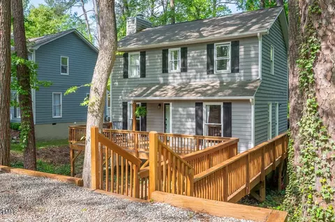 3210 Oxford Dr, Durham, NC 27707