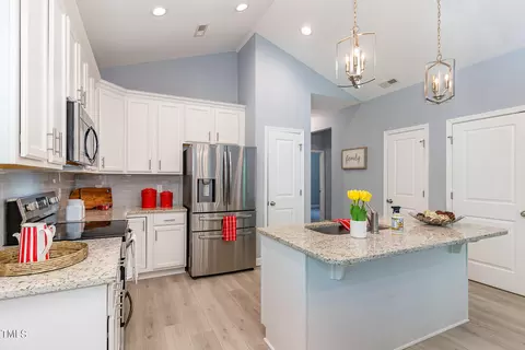 406 End Ave, Durham, NC 27703 photo 10
