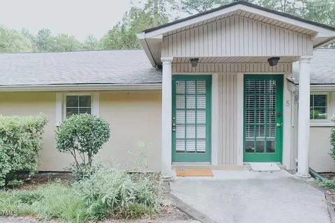 6 Shepherd Ln #BLDG A, Chapel Hill, NC 27514
