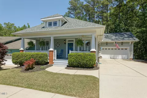 215 Homegate Cir, Apex, NC 27502