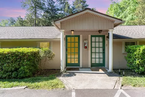 4 Shepherd Ln #BLDG A, Chapel Hill, NC 27514