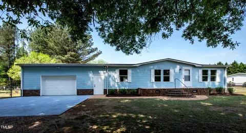 400 Worth Rd, Spring Hope, NC 27882