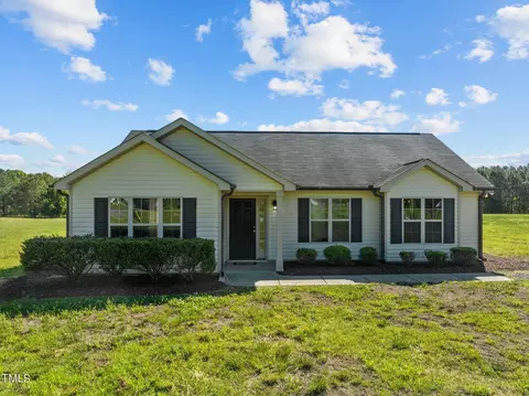 2210 Irvin St, Oxford, NC 27565