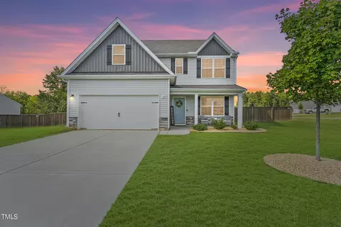 20 Doonbeg Dr, Fuquay Varina, NC 27526 photo 2