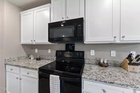 20 Doonbeg Dr, Fuquay Varina, NC 27526 photo 10