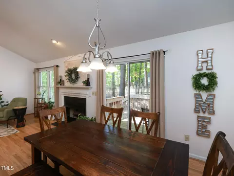 3620 Epperly Ct, Raleigh, NC 27616 photo 9