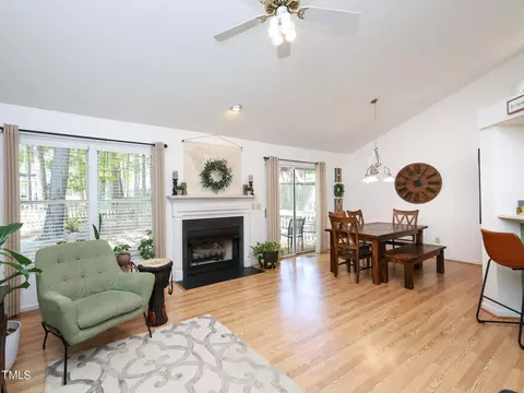 3620 Epperly Ct, Raleigh, NC 27616 photo 8