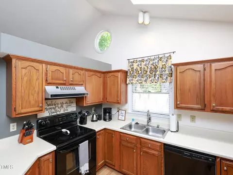 3620 Epperly Ct, Raleigh, NC 27616 photo 18