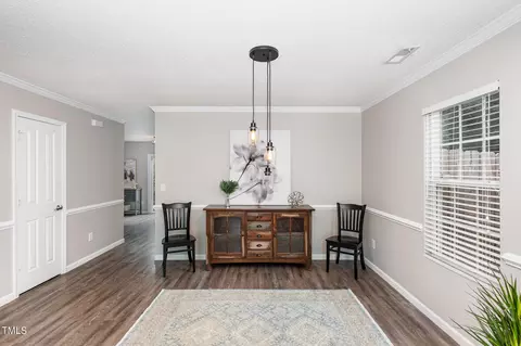 8 Beacon Pl, Durham, NC 27703 photo 6