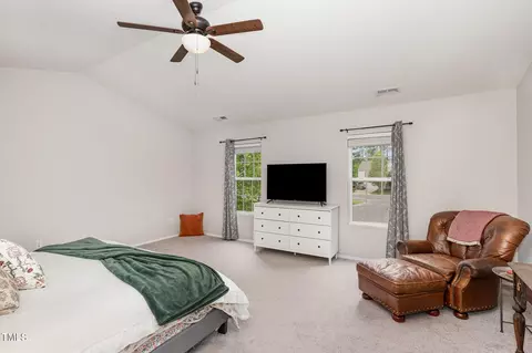 8 Beacon Pl, Durham, NC 27703 photo 15