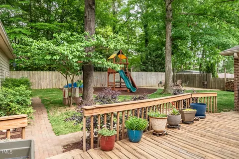 616 Clarion Dr, Durham, NC 27705 photo 45