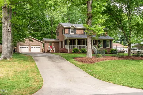 616 Clarion Dr, Durham, NC 27705 photo 6