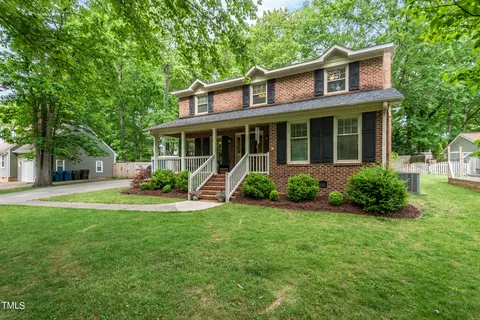 616 Clarion Dr, Durham, NC 27705 photo 4
