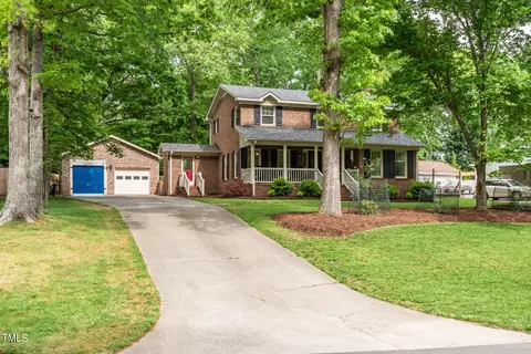616 Clarion Dr, Durham, NC 27705 photo 5