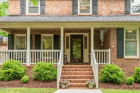 616 Clarion Dr, Durham, NC 27705 photo 2