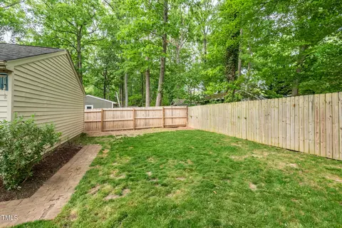 616 Clarion Dr, Durham, NC 27705 photo 54
