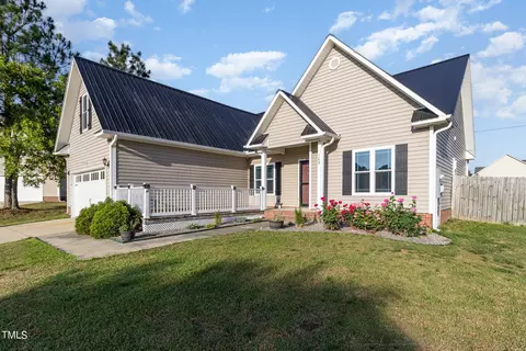 106 Claymore Ct, Broadway, NC 27505