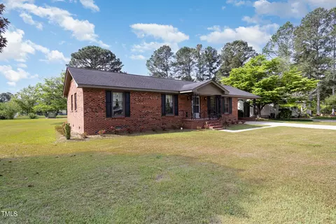 6 Nottingham Pl, Smithfield, NC 27577