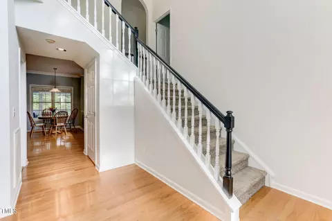100 Olde Tree Dr, Cary, NC 27518 photo 4