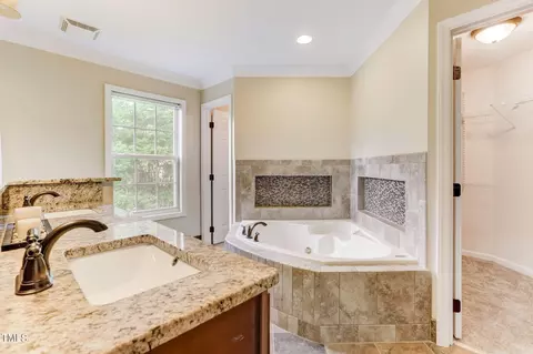 100 Olde Tree Dr, Cary, NC 27518 photo 30