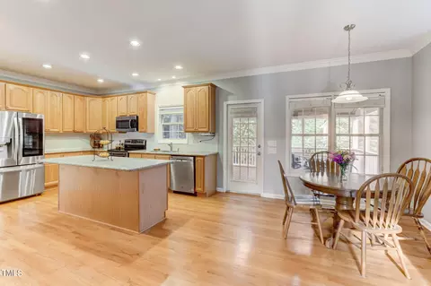 100 Olde Tree Dr, Cary, NC 27518 photo 9