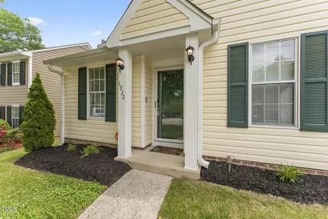 1932 Collier Dr, Durham, NC 27707 photo 2