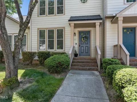103 Windward Ct, Cary, NC 27513