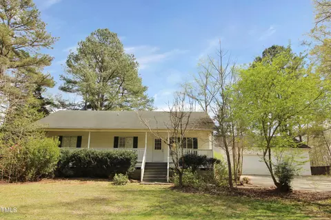 571 Lee Rd # -D, Clayton, NC 27520